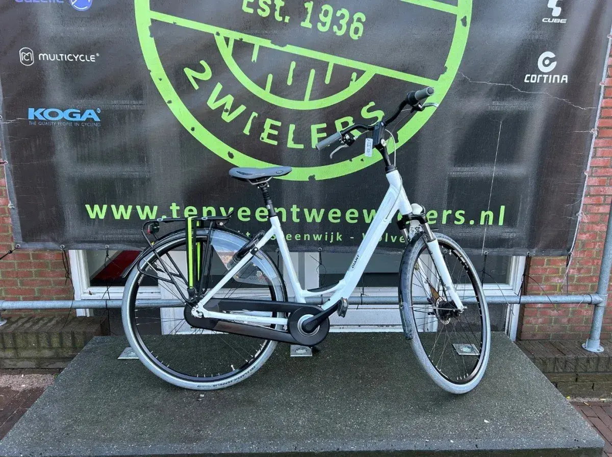 Giant Ultimo CS 2 Dames wit 50cm M